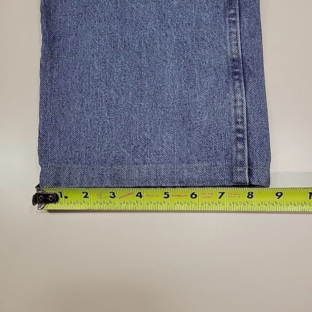 Wrangler 38x32 Relaxed Fit Jeans Mens Light Wash Blue Denim Straight Leg